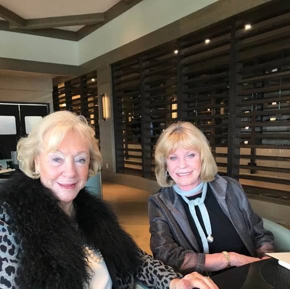 Meet your Posher, Joanne - Picture 1 of 1